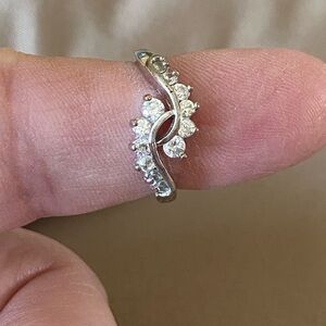 Elegant Sterling Silver Crystal Ring